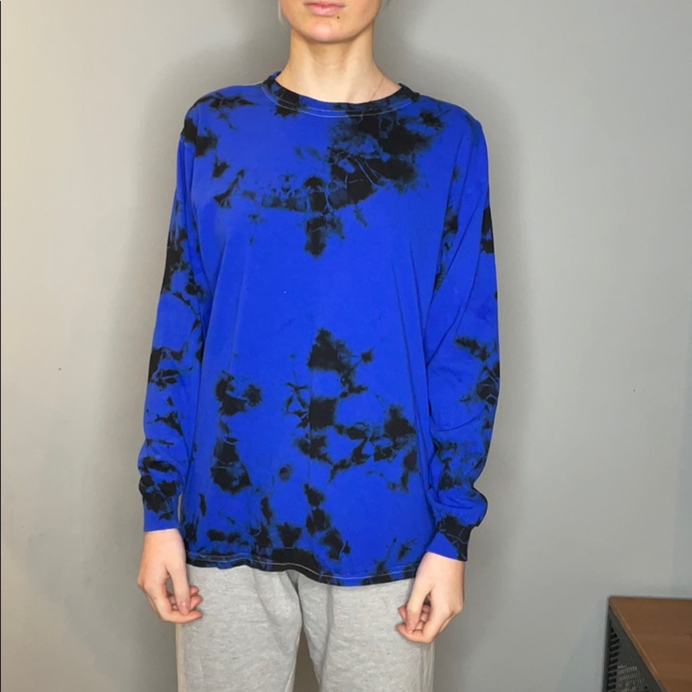 Long sleeve t